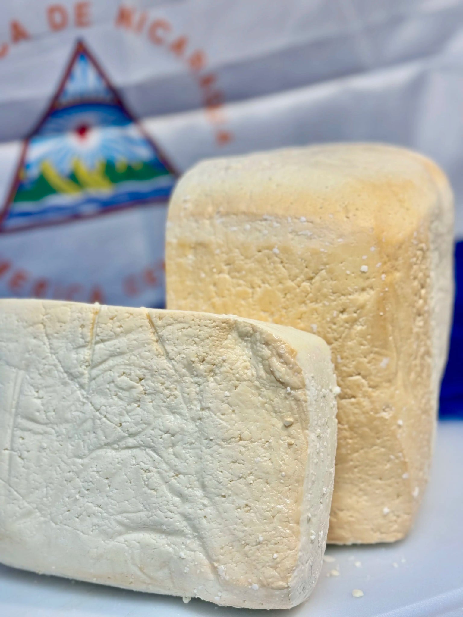 2 LBS DE QUESO AHUMADO CHONTALEÑO NICARAGUENSE auténtico de La Nica Shop